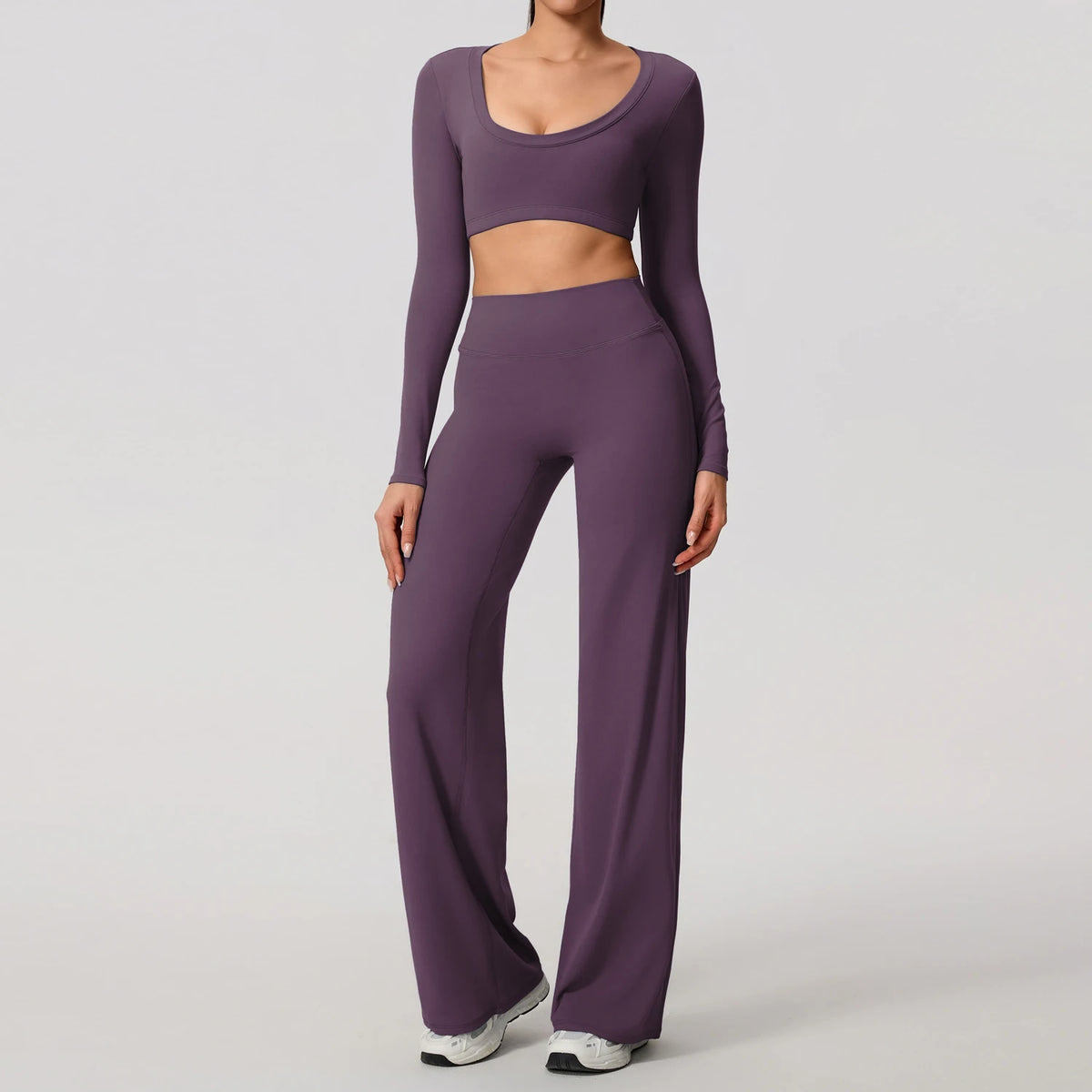 Flared yoga pants for women with a stretchy and comfortable fit