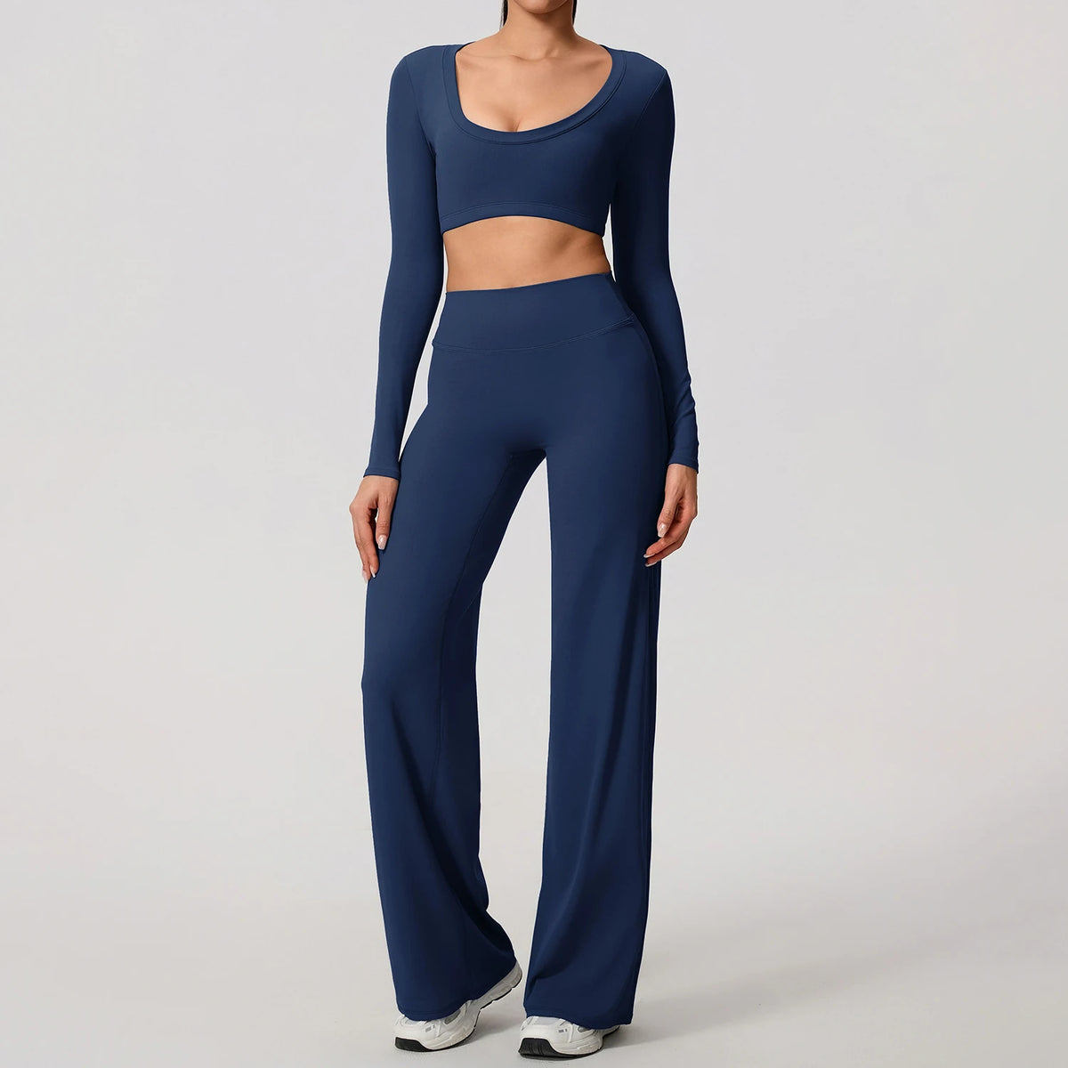 U neck sports top for women with a comfortable and supportive fit